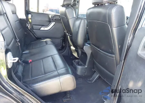 2012 Jeep Wrangler Unlimited Sahara z USA, uszkodzony, nr VIN 1C4BJWEG6CL274434